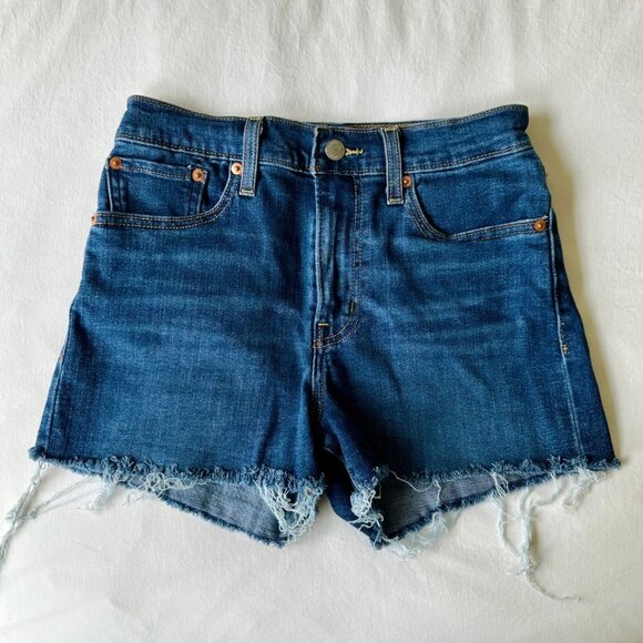 LEVI’S 501 Raw Hem Denim Shorts - Picture 2 of 6